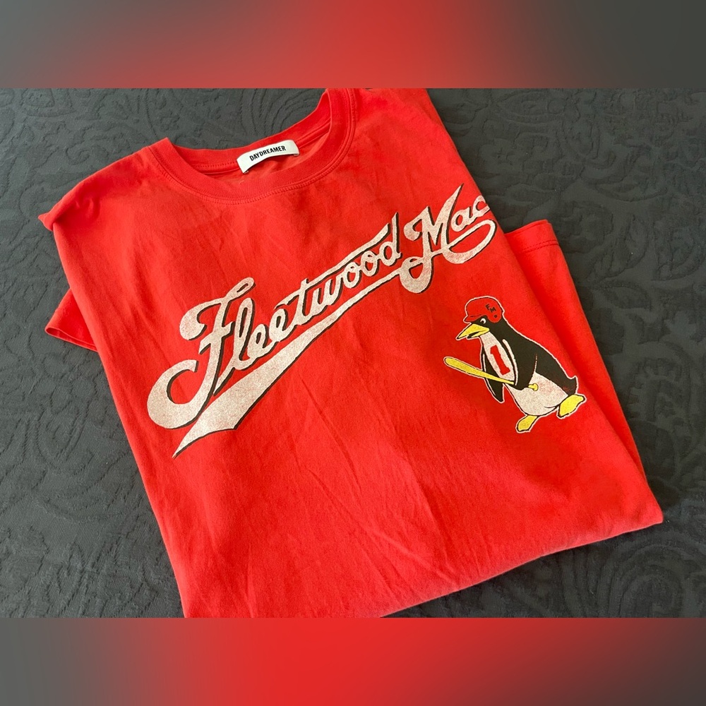 DAYDREAMER Fleetwood Mac 🐧 OS Tee - Picture 10 of 10